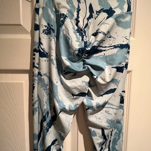 Gymshark blue vital leggings - Picture 2 of 3